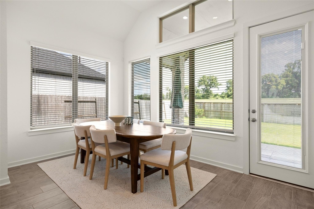 10722 Hidden Rock Drive - Photo 7
