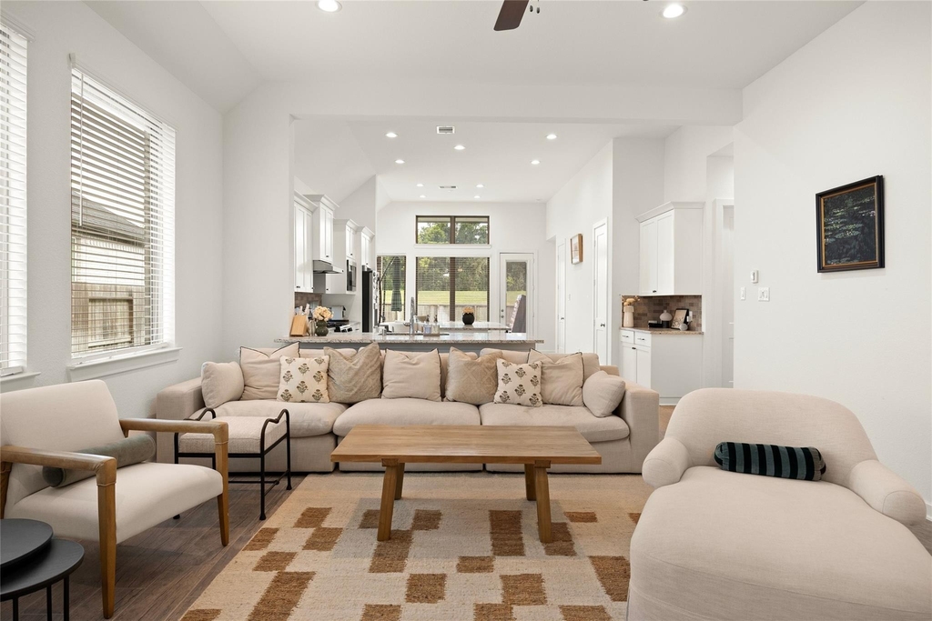 10722 Hidden Rock Drive - Photo 9
