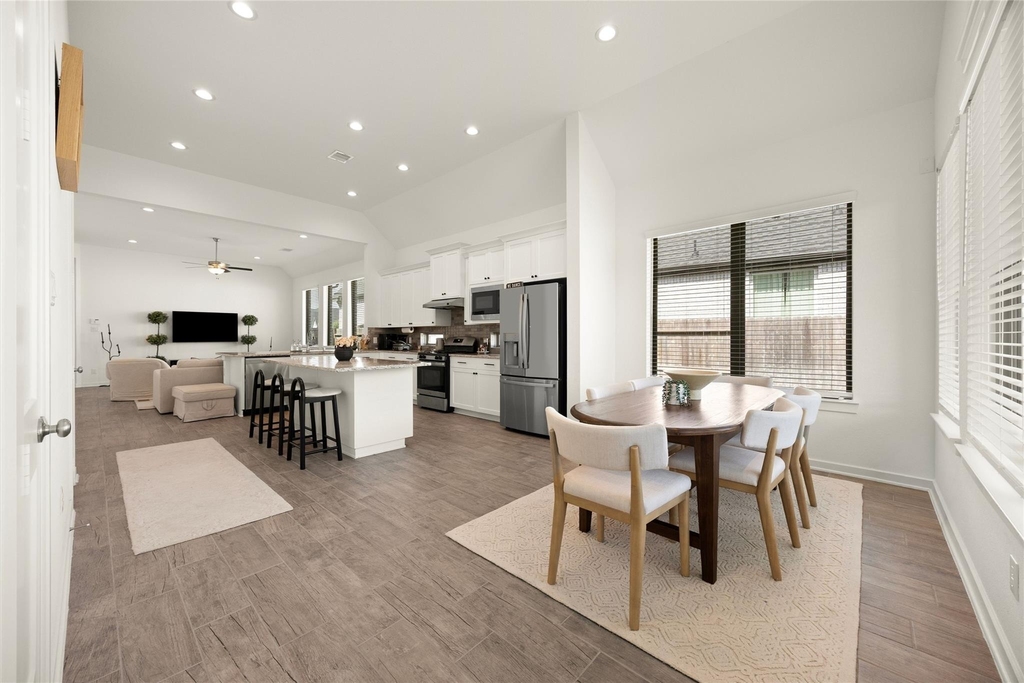 10722 Hidden Rock Drive - Photo 8