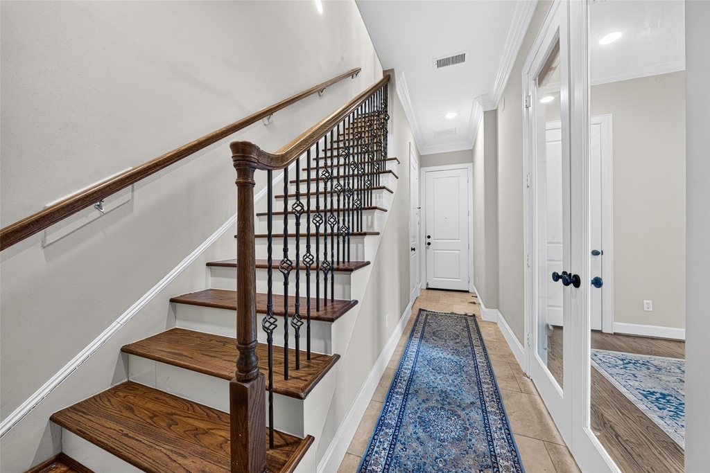 128 Drew Street - Photo 5
