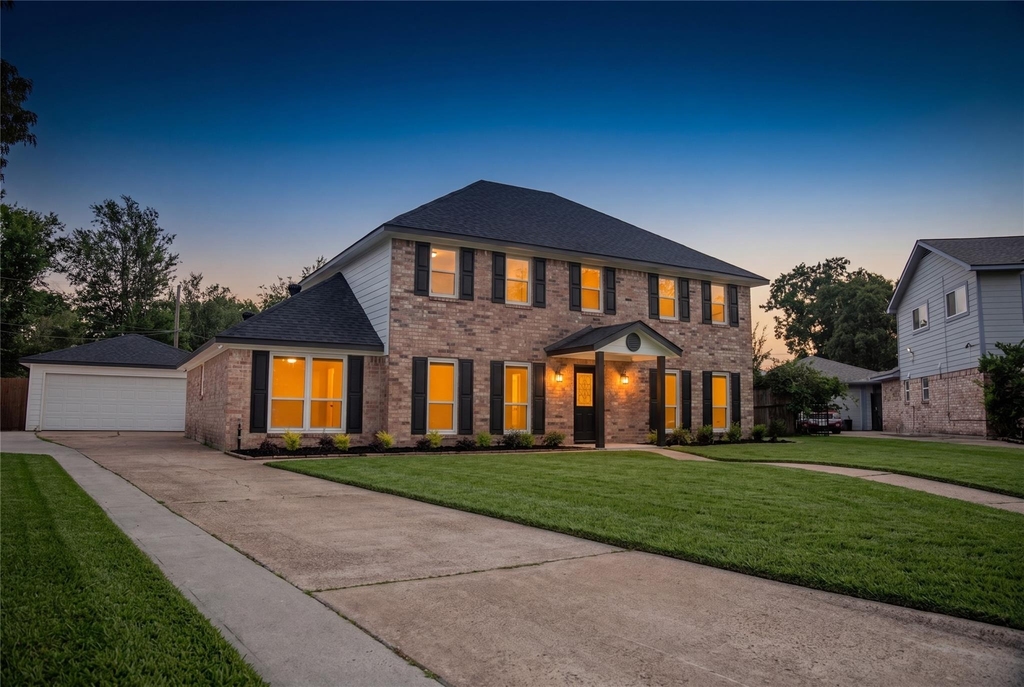 4815 Caris Street - Photo 1