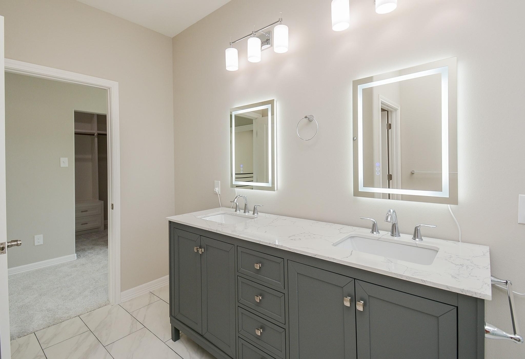 147 S 66 Street - Photo 20