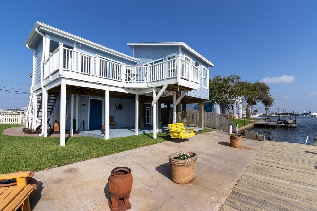 710 91st Street - Photo 0