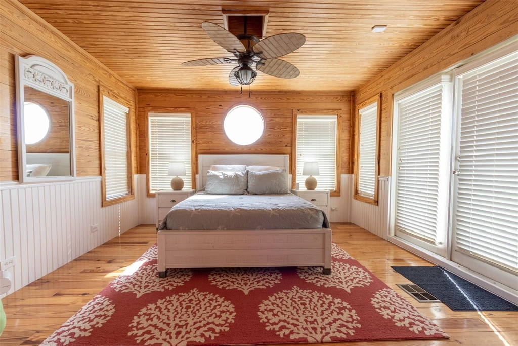 710 91st Street - Photo 12