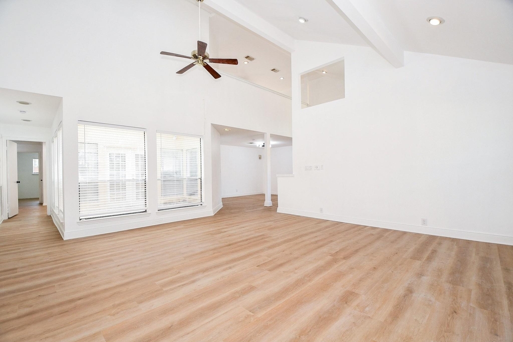 11907 Pepperdine Lane - Photo 9