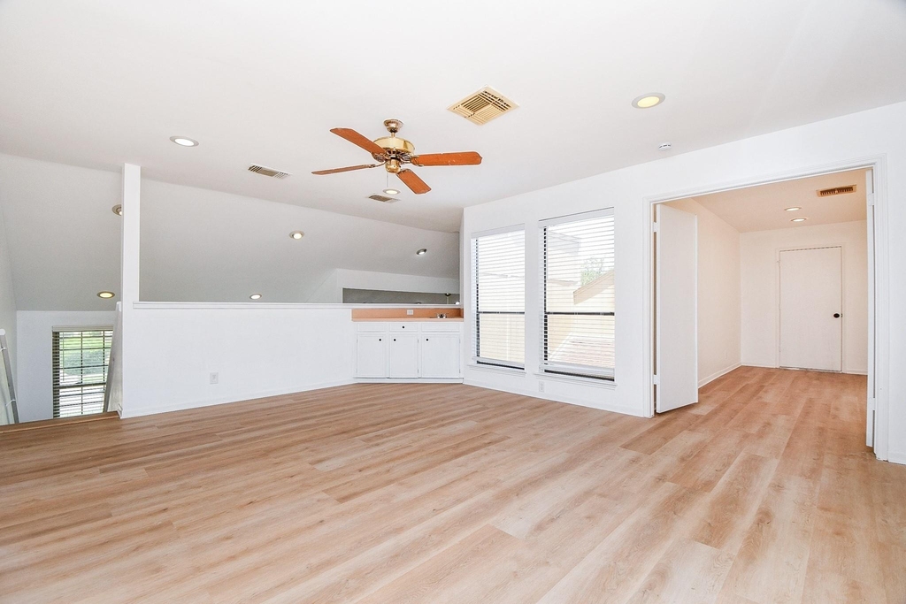 11907 Pepperdine Lane - Photo 17