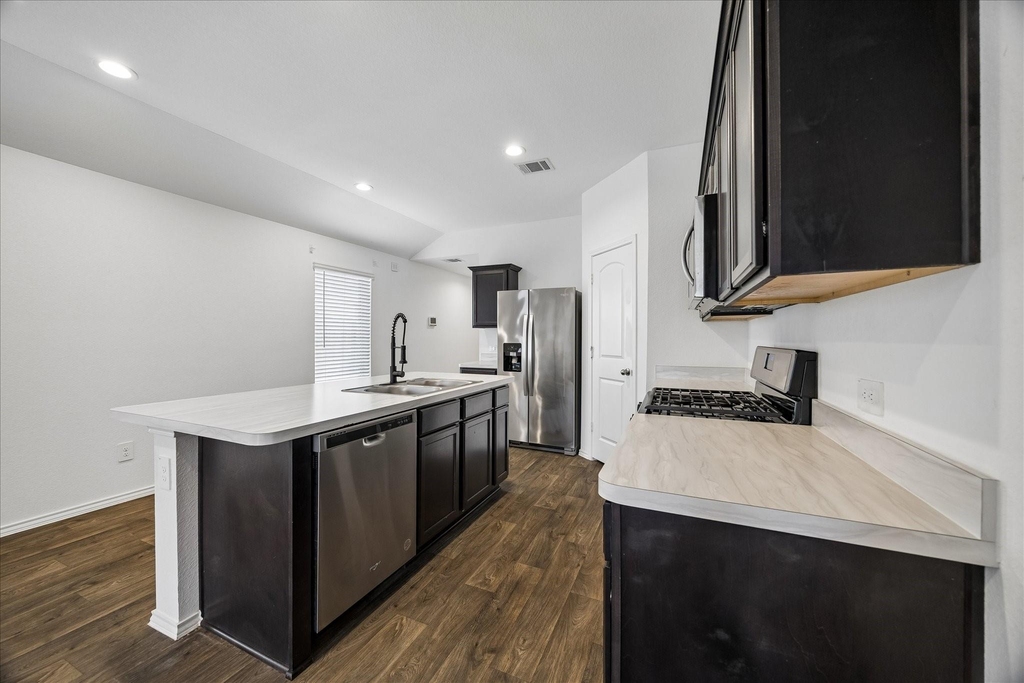 16691 Lonely Pines Drive - Photo 13