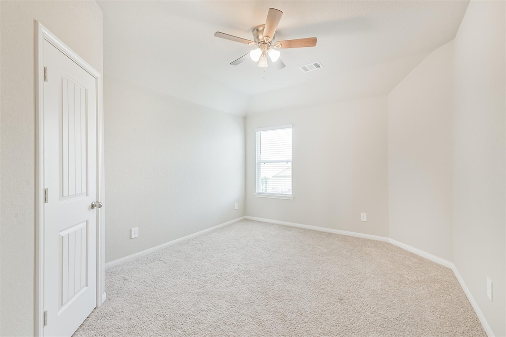 2934 Lawrence Park Court - Photo 32
