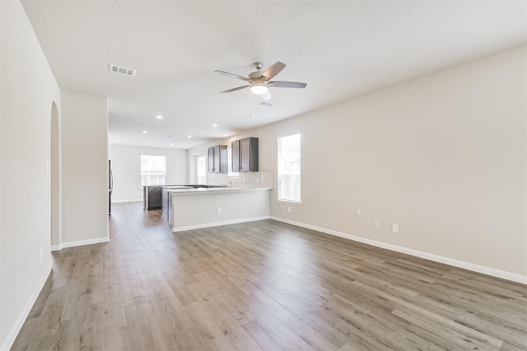 2934 Lawrence Park Court - Photo 5