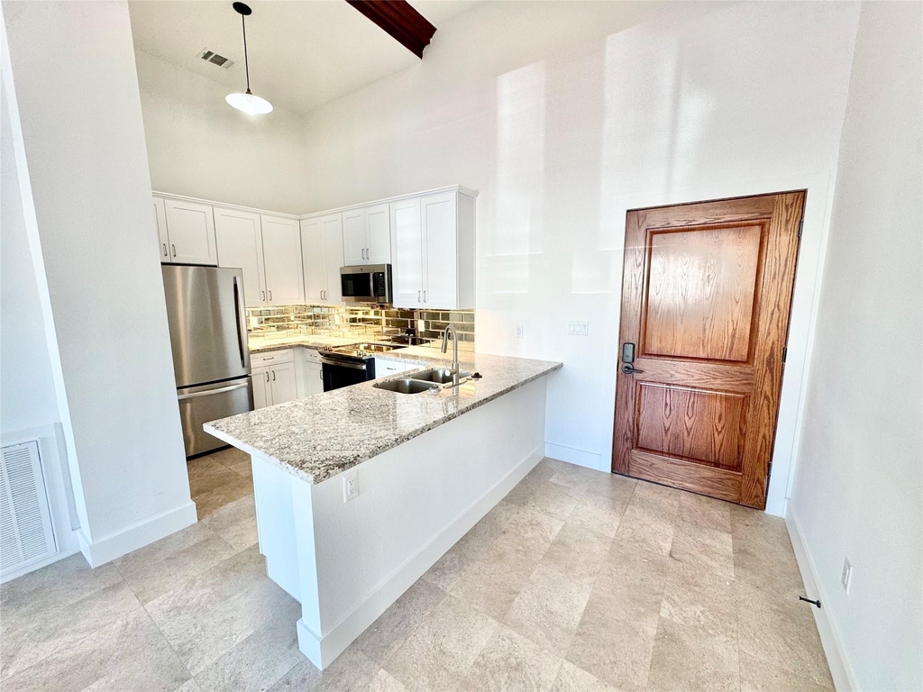 2102 Mechanic Street - Photo 1