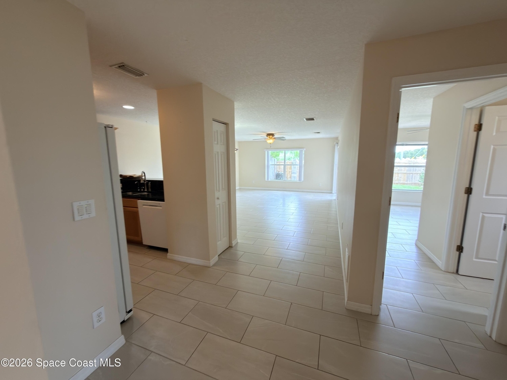 1620 Mason Terrace - Photo 9