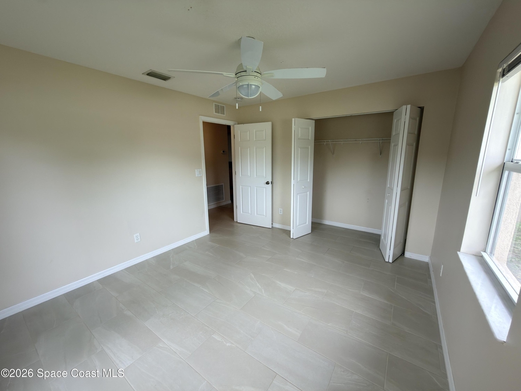 1620 Mason Terrace - Photo 4