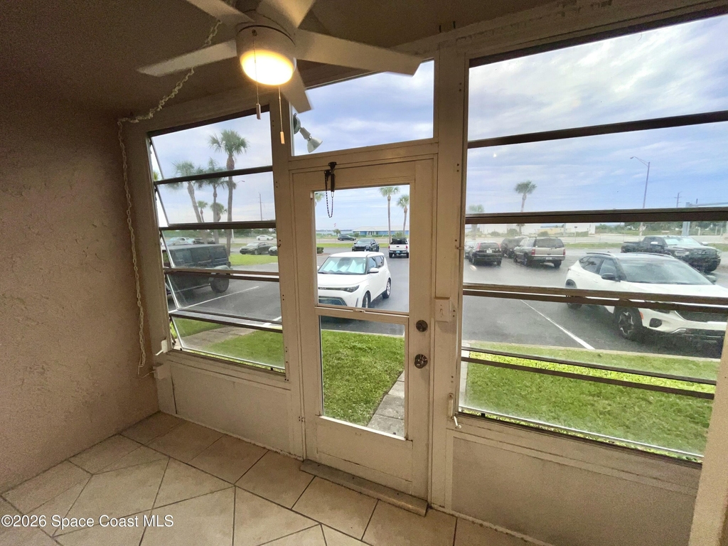 3150 N Harbor City Boulevard - Photo 26