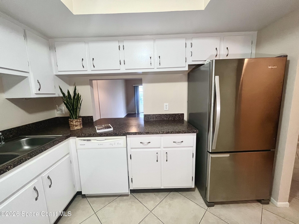3150 N Harbor City Boulevard - Photo 3