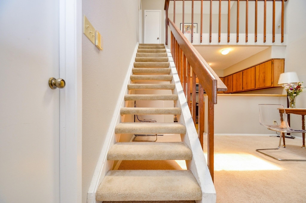 6211 Ludington Drive - Photo 21