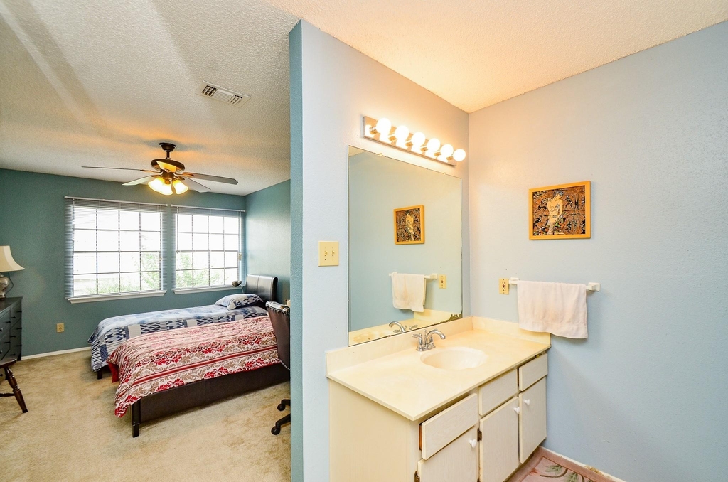 6211 Ludington Drive - Photo 26