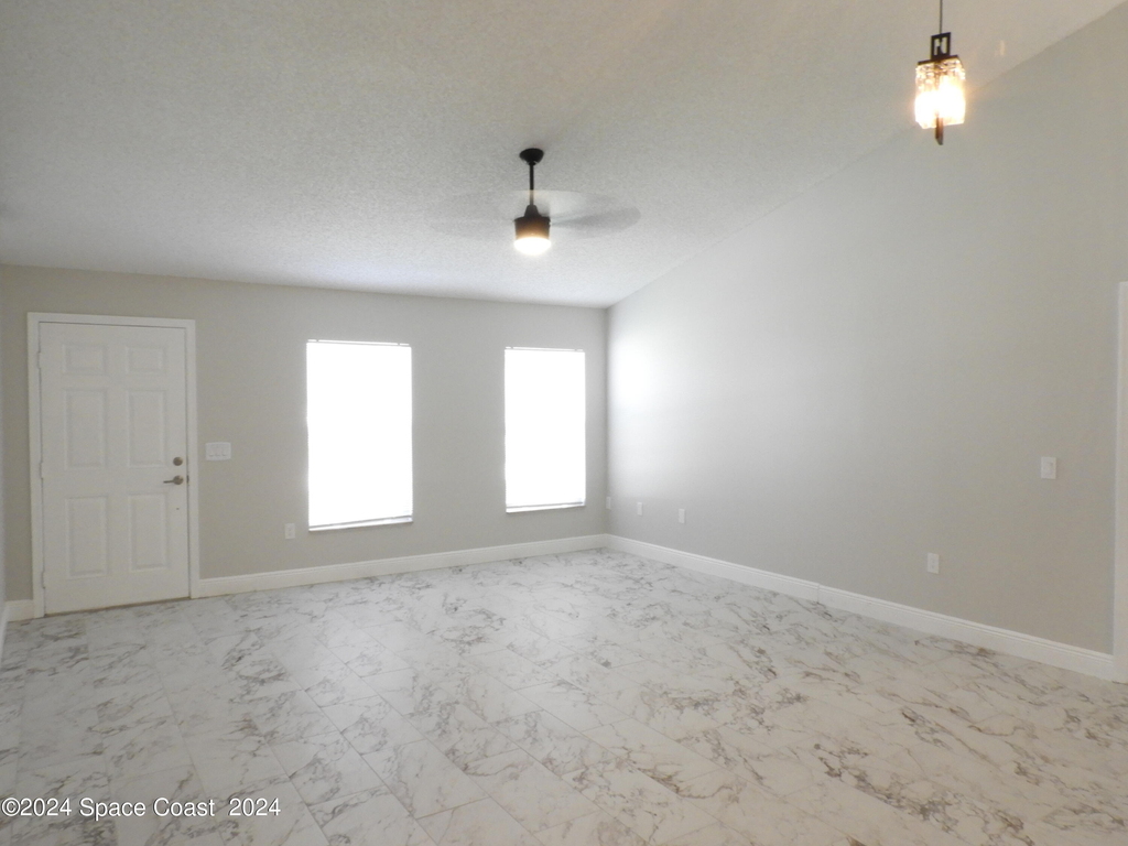 506 Lafayette Street Sw - Photo 3