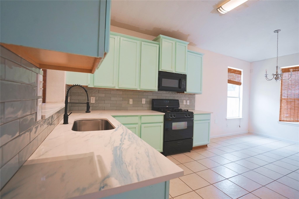 6415 Richland Hills Drive - Photo 8