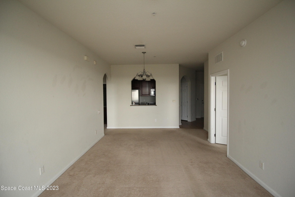 1576 Peregrine Circle - Photo 6