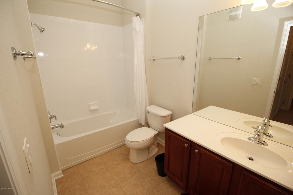 1576 Peregrine Circle - Photo 11
