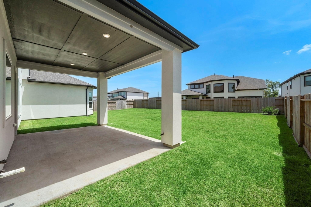 9806 Oakwood Trail - Photo 17