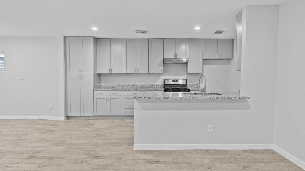 12002 Leitrim Way - Photo 4