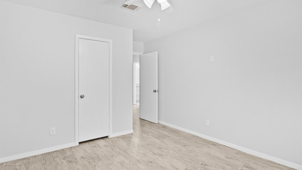 12002 Leitrim Way - Photo 13
