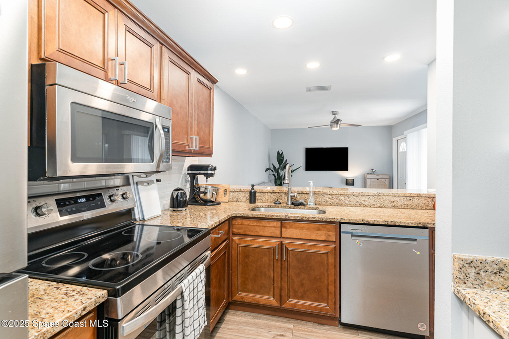 1460 Sheafe Avenue Ne - Photo 13