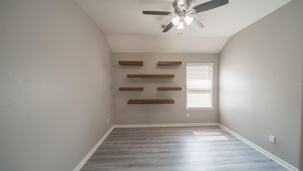13303 Davenport Hills Lane - Photo 27