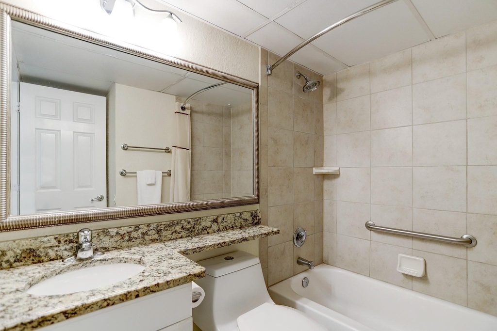 6102 Seawall Boulevard - Photo 8
