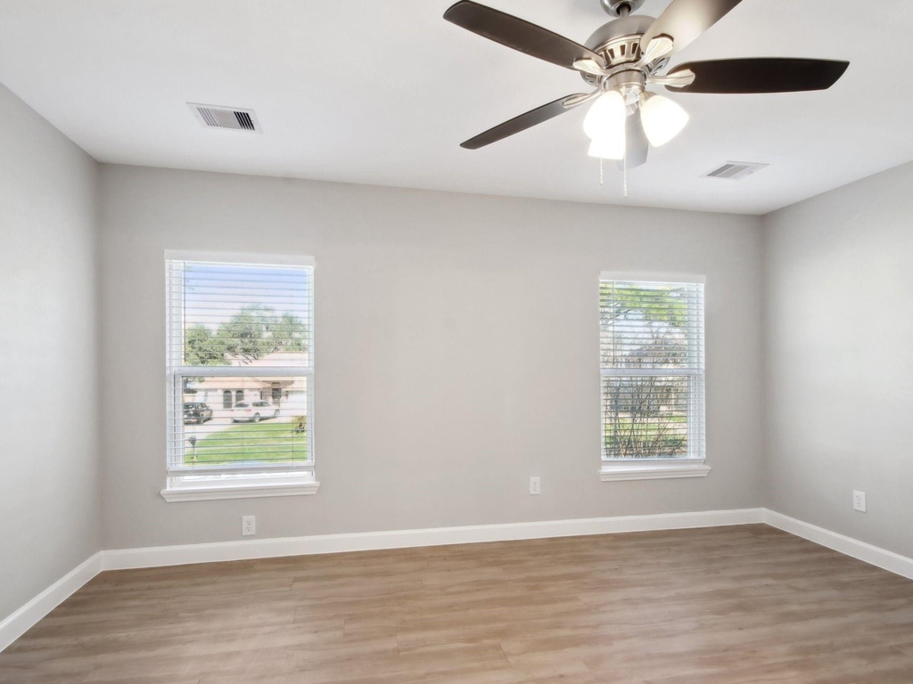 1127 Cascade Creek Drive - Photo 3