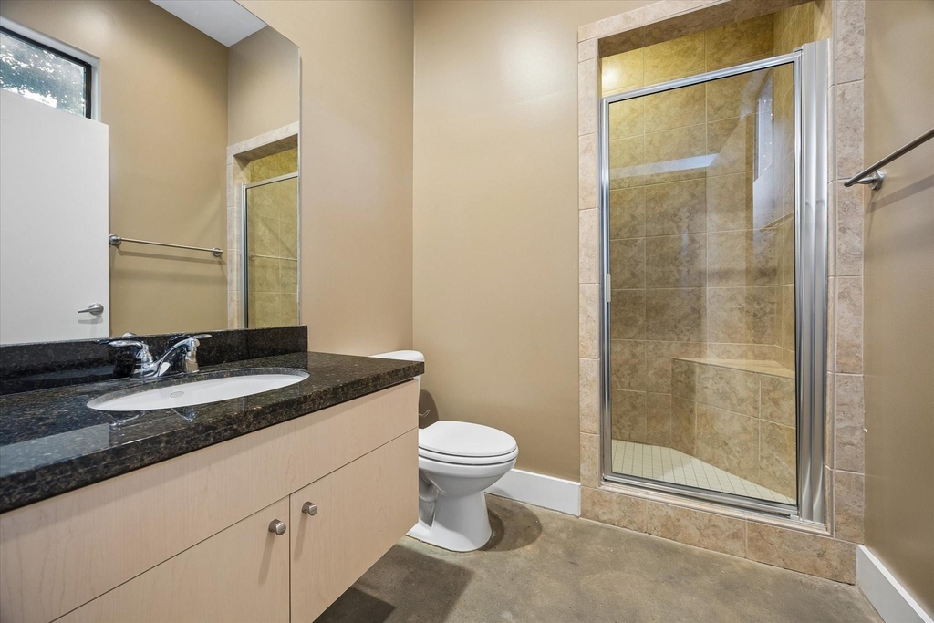 732 Ruthven Street - Photo 15