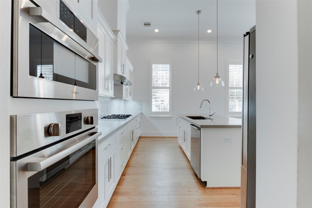 8736 Oak Kolbe Lane - Photo 14