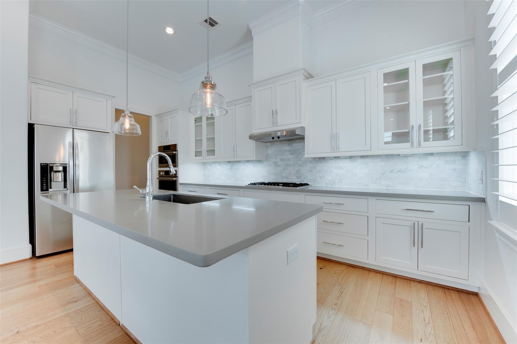 8736 Oak Kolbe Lane - Photo 10