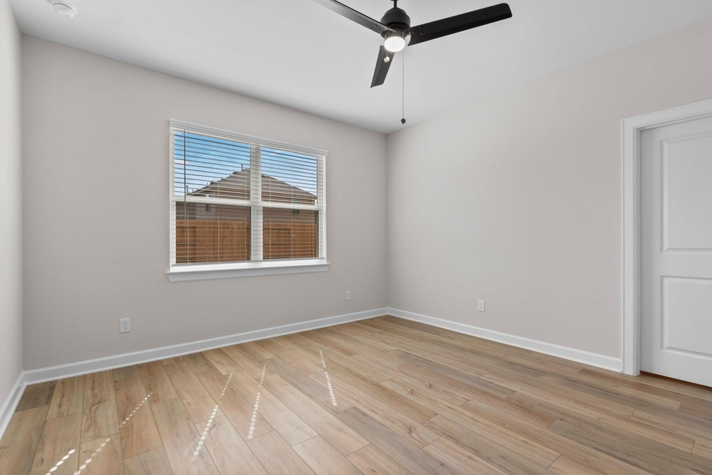 1126 Campside Drive - Photo 8
