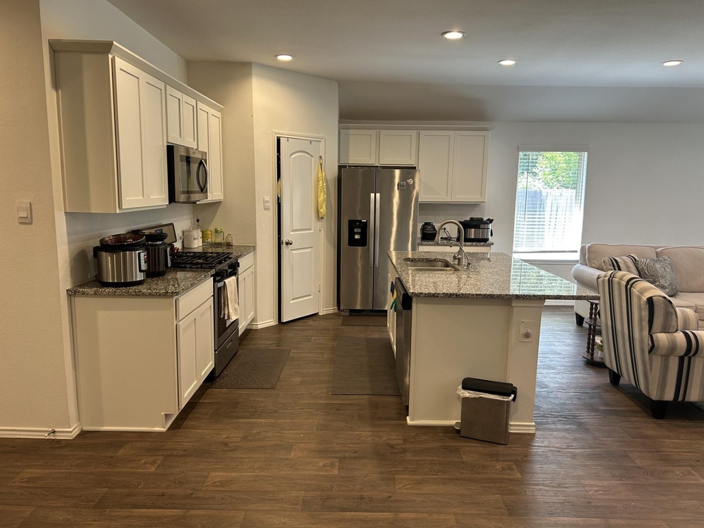 3305 Cold Swan Court - Photo 7