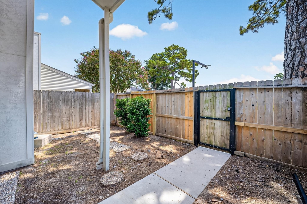 6401 Deihl Road - Photo 22