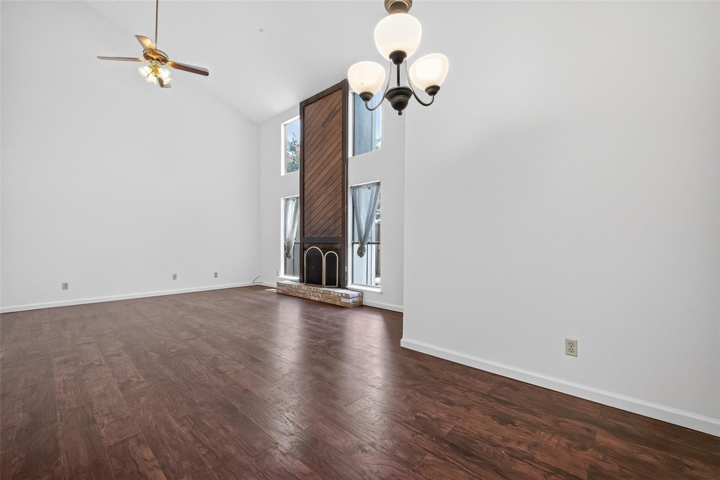 6401 Deihl Road - Photo 4