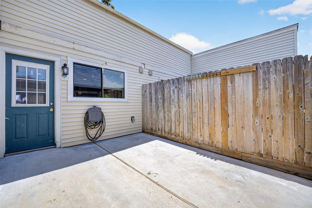 6401 Deihl Road - Photo 24