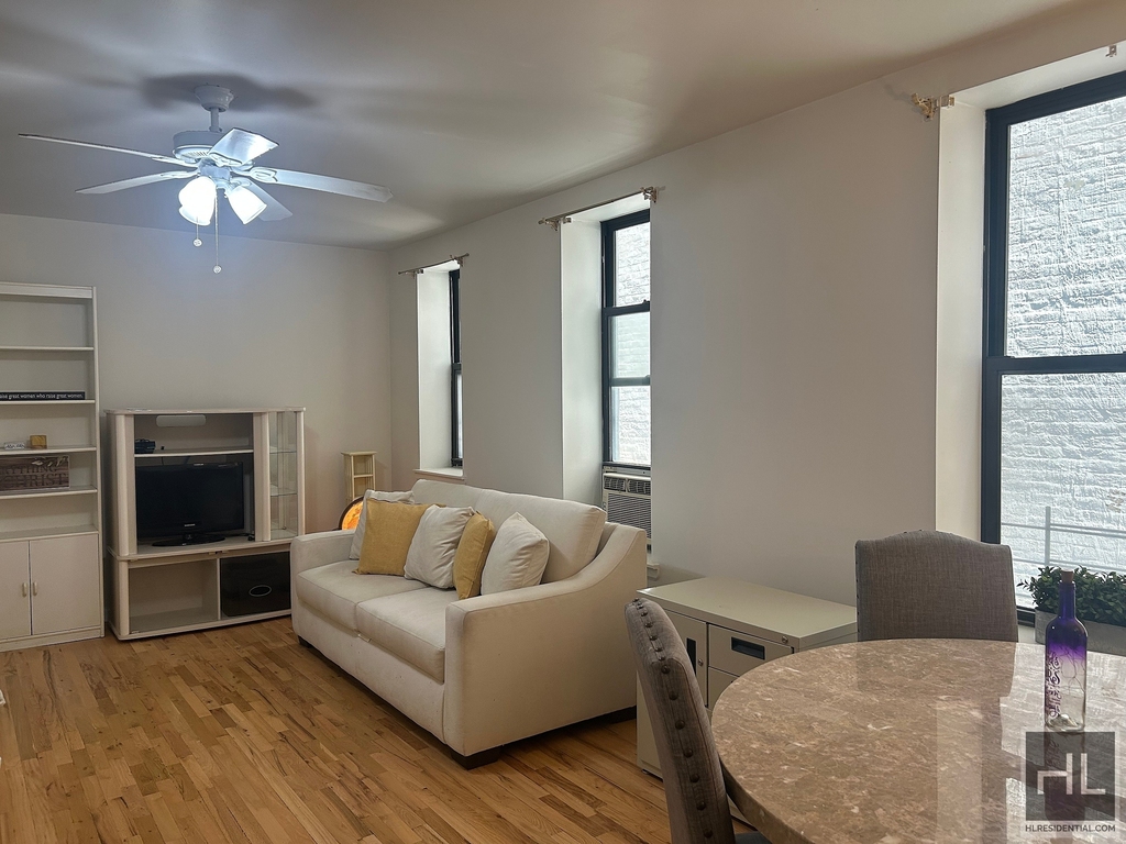66-72 Saint Nicholas Ave - Photo 2