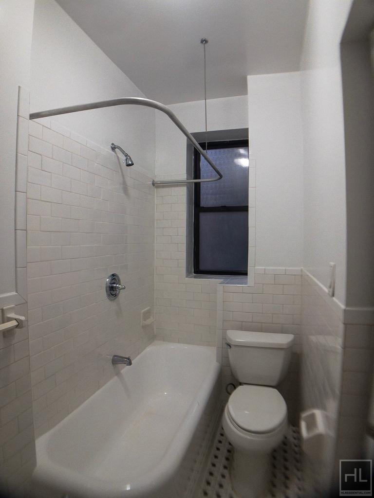 West 72 Street - Photo 3