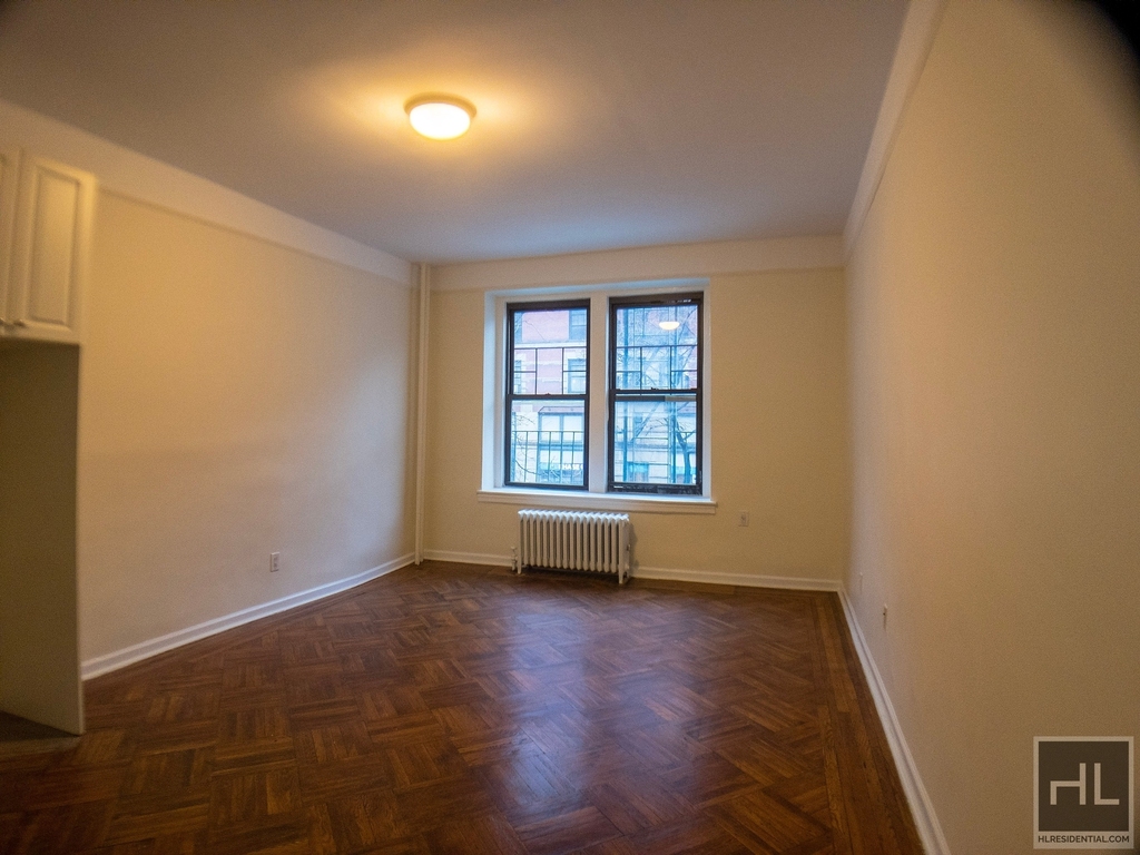 West 72 Street - Photo 0
