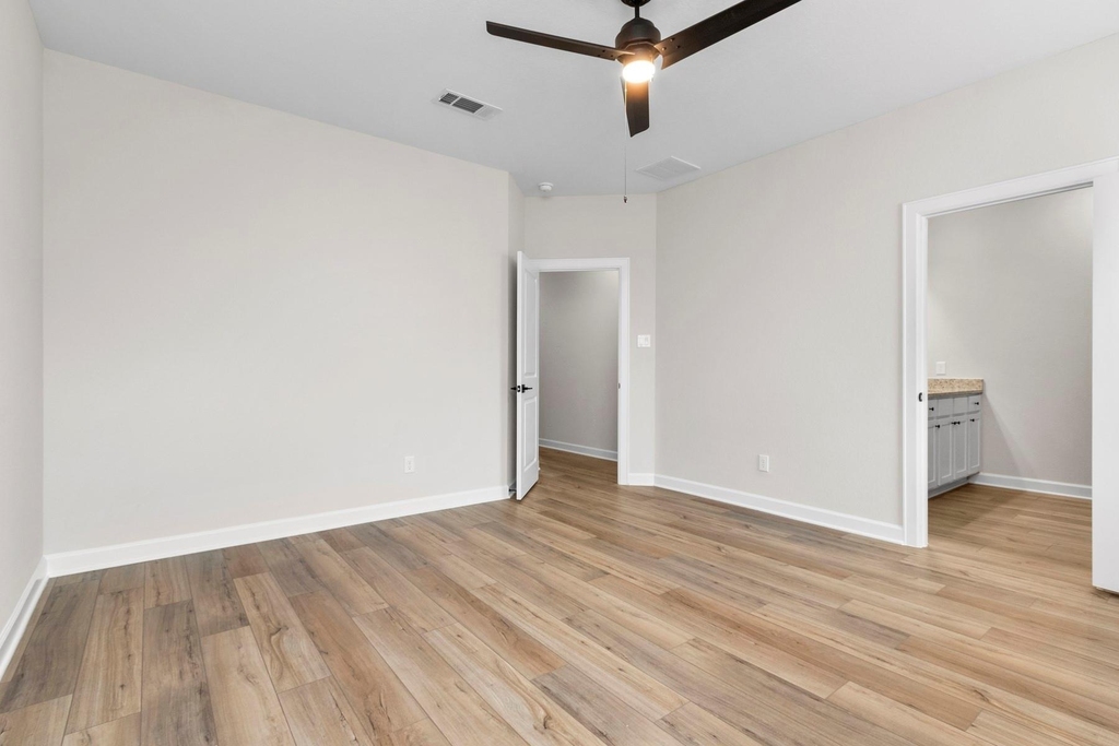 1026 Whispering Winds Drive - Photo 8