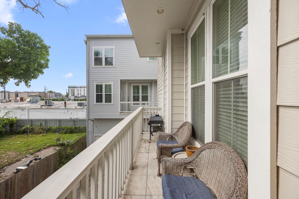 1314 W 21st Street - Photo 19