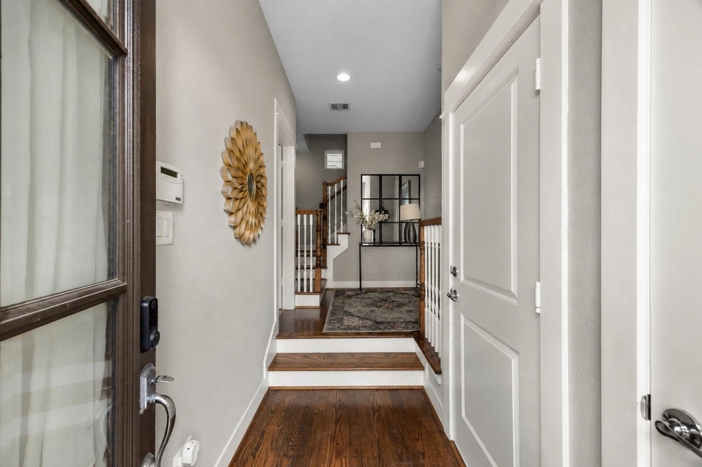 1314 W 21st Street - Photo 7