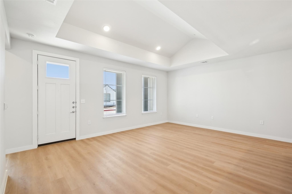 3651-823 S Custer Road - Photo 3