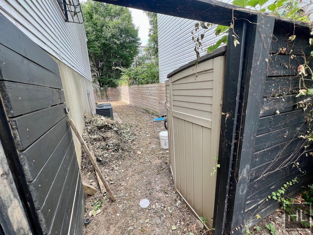 225 Mac Dougal Street - Photo 11