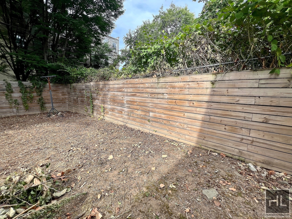 225 Mac Dougal Street - Photo 12