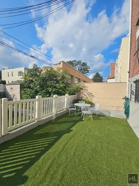 44 Street - Photo 15