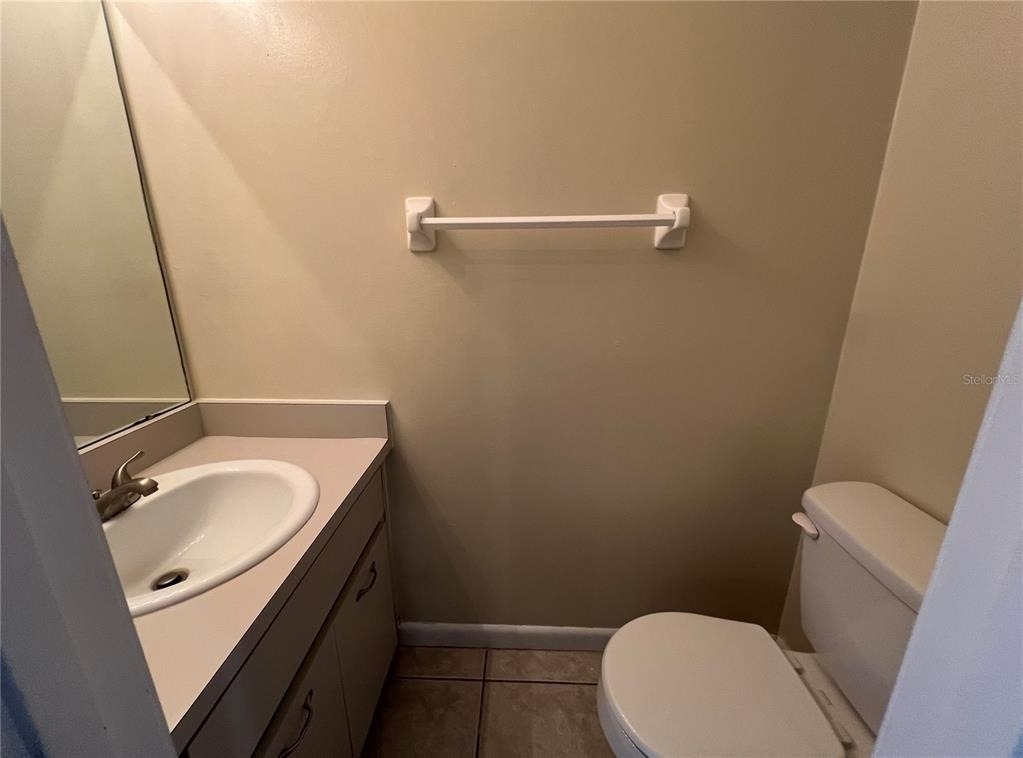 100 E Baywood Square - Photo 7